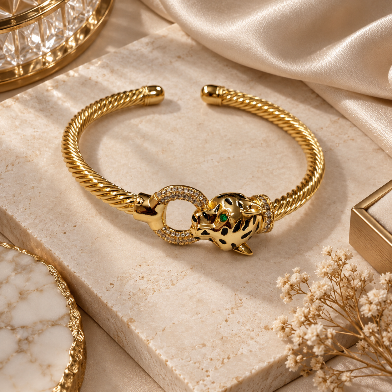 golden-panther-luxe-antitarnish-stainless-steel-bracelet